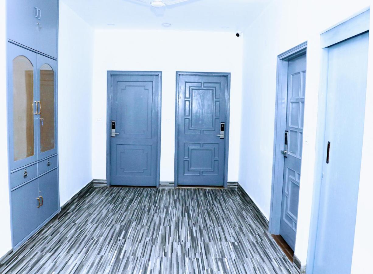 Gallivanto Inn - Rohini Delhi  Dış mekan fotoğraf
