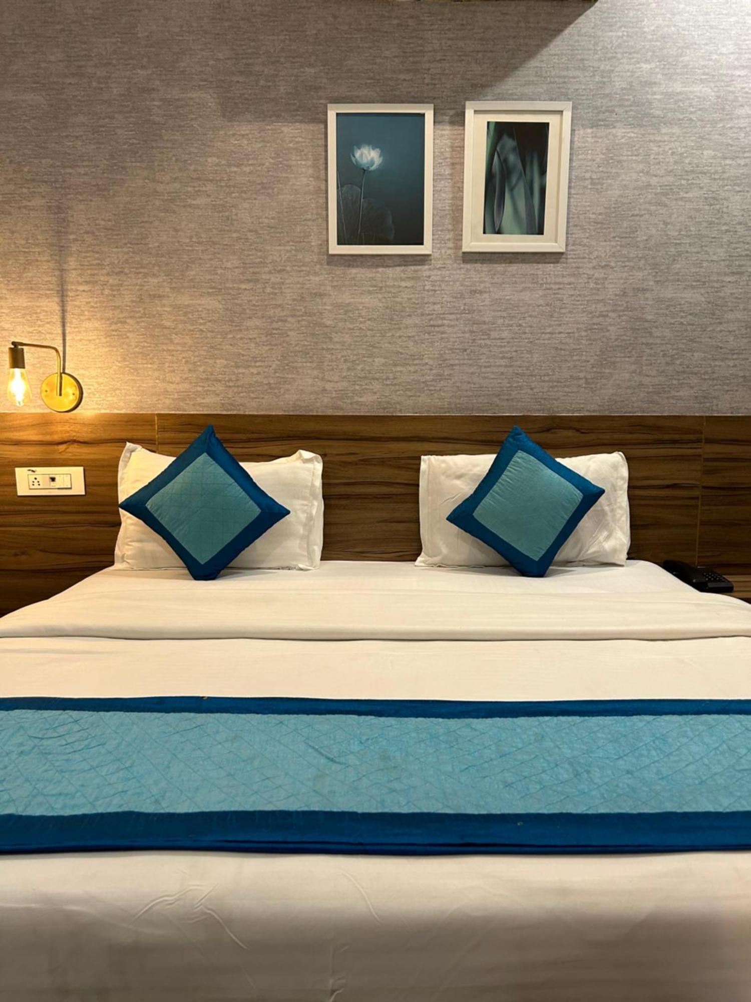 Gallivanto Inn - Rohini Delhi  Dış mekan fotoğraf